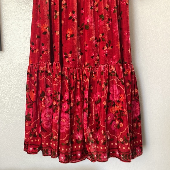 NWOT FARM Rio Red Velvet Long Sleeve Button Cuff Romantic Garden Dress Medium - Picture 5 of 11